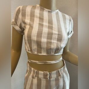 NWT LIONESS FAZIO TEE BLACK PINSTRIPE, XS, MSRP $69